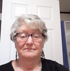 Meet your Posher, Sharon